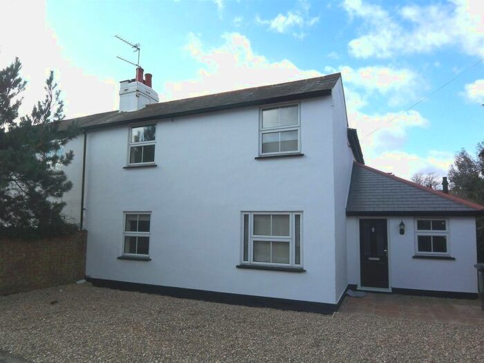 5 Bedroom Semi-Detached House To Rent In Armstrong Road, Englefield Green, Egham TW20