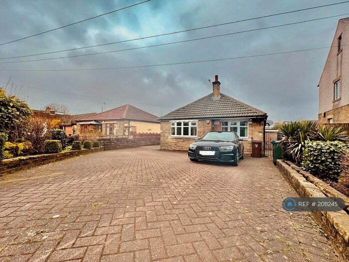 3 Bedroom Bungalow To Rent In Rooley Avenue, Bradford, BD6