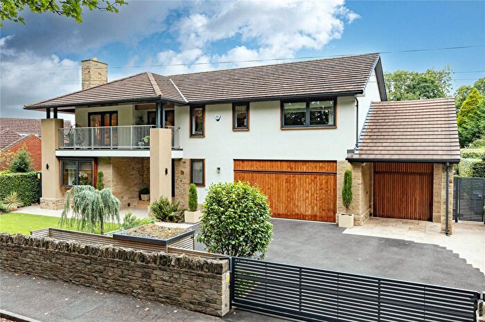 5 Bedroom Detached House For Sale In Castle Hill Road, Gomersal, Cleckheaton, West Yorkshire, BD19