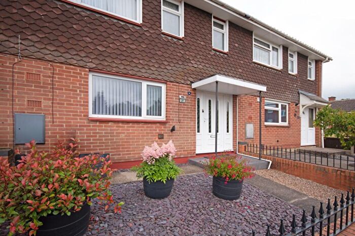 2 Bedroom Terraced House For Sale In Litton Close, Ilkeston, DE7