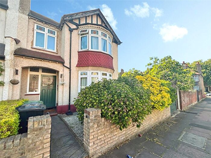 1 Bedroom Flat For Sale In Troutbeck Road, London, SE14