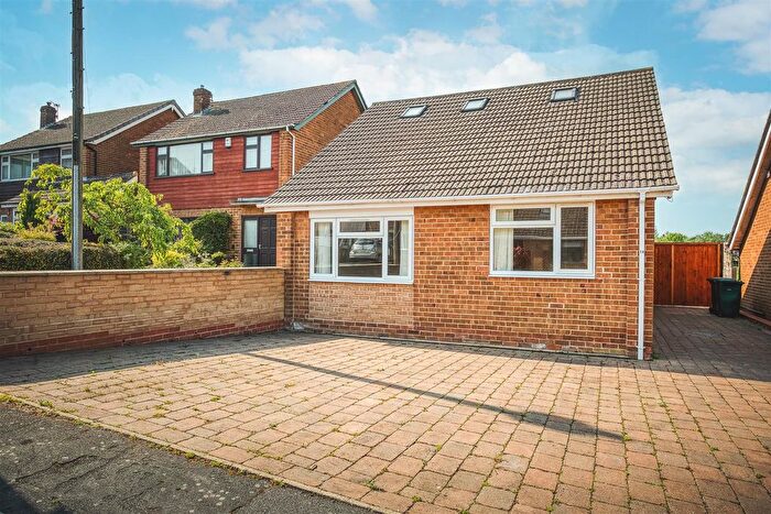 3 Bedroom Detached Bungalow To Rent In West Lawn, Findern, DE65