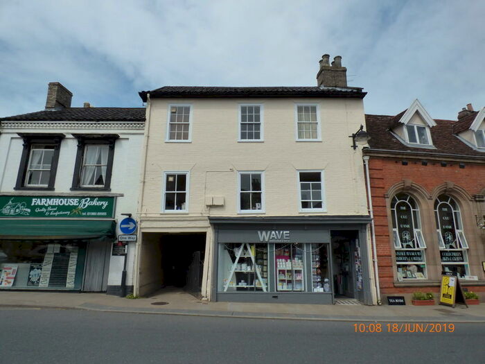 1 Bedroom Flat To Rent In Market Place, Bungay, NR35