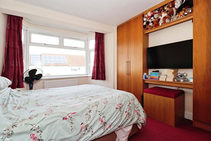 3 Bedroom Semi-Detached House For Sale In Wades Road, Filton, Bristol, Gloucestershire, BS34