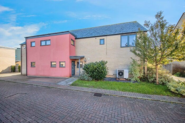 5 Bedroom Detached House For Sale In Dunwich Close, Ipswich, IP3