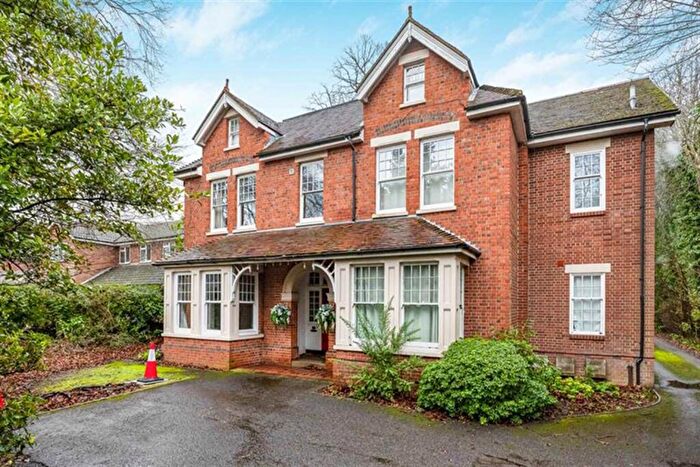 2 Bedroom Apartment To Rent In St. Peters Hill, Reading, RG4