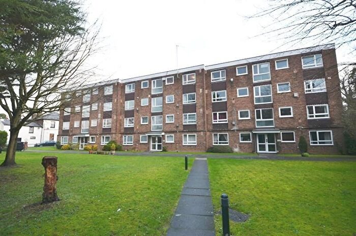 2 Bedroom Flat To Rent In September Court, Uxbridge, UB10