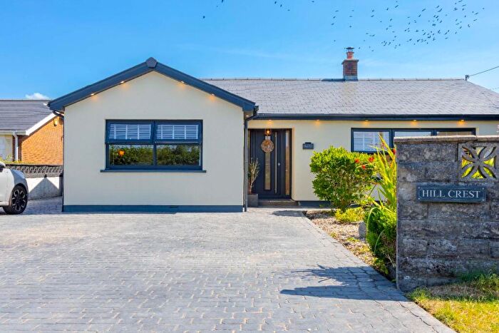 3 Bedroom Bungalow For Sale In Hillcrest, Pentwyn Road, Treharris, CF46