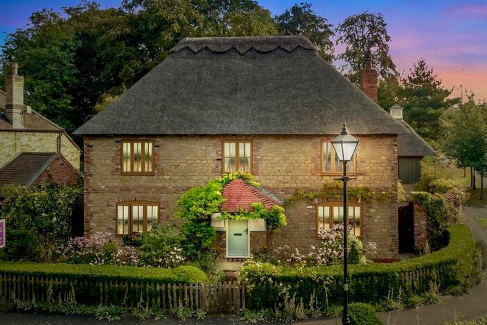 4 Bedroom Detached House For Sale In Harmston Park Avenue, Harmston, Lincoln, LN5