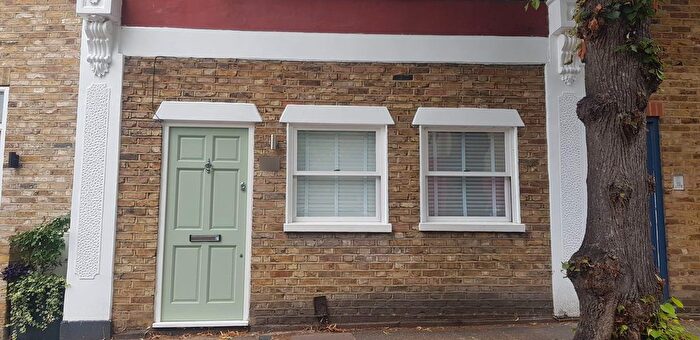 1 Bedroom Maisonette To Rent In Duke Road, London, W4