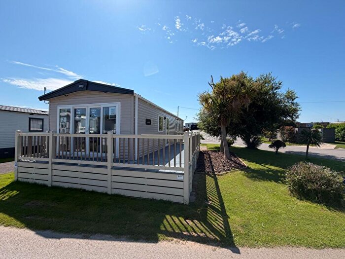 2 Bedroom Caravan For Sale In Abi Amberley, Solent Breezes Holiday Park, Warsash, Southampton, Hampshire, SO31