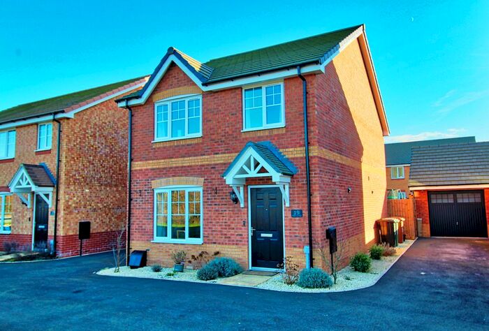 3 Bedroom Detached House For Sale In Goldfinch Rise, Pershore, WR10