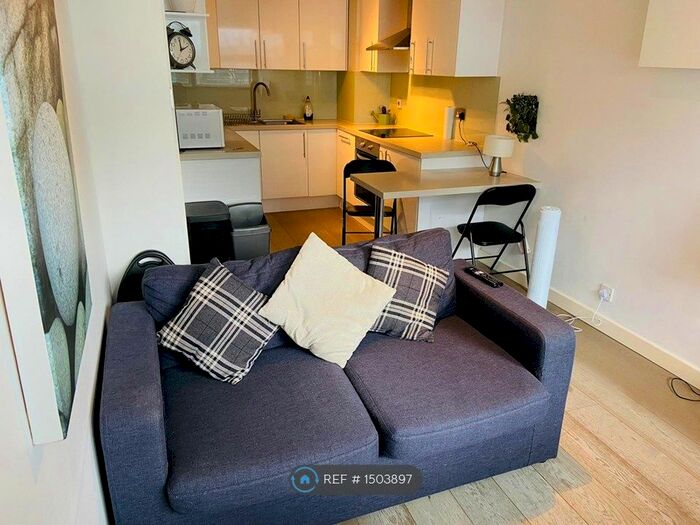1 Bedroom Flat To Rent In King Regent's Place, London, W1T