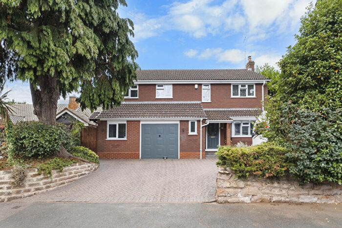 4 Bedroom Detached House For Sale In Clive Road, Bromsgrove, B60
