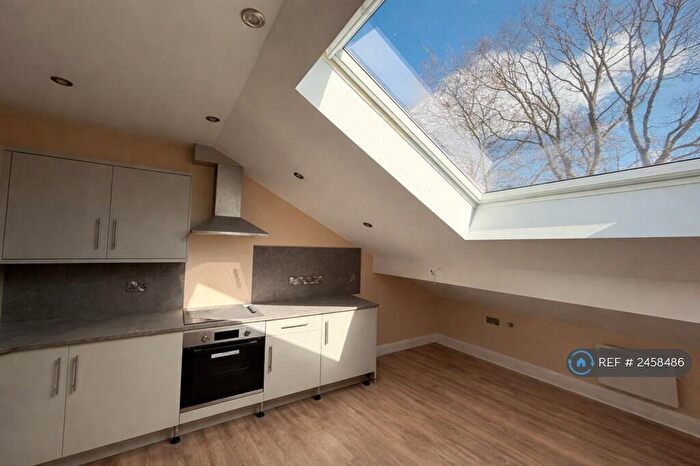 1 Bedroom Flat To Rent In Thirlmere St, Leicester, LE2