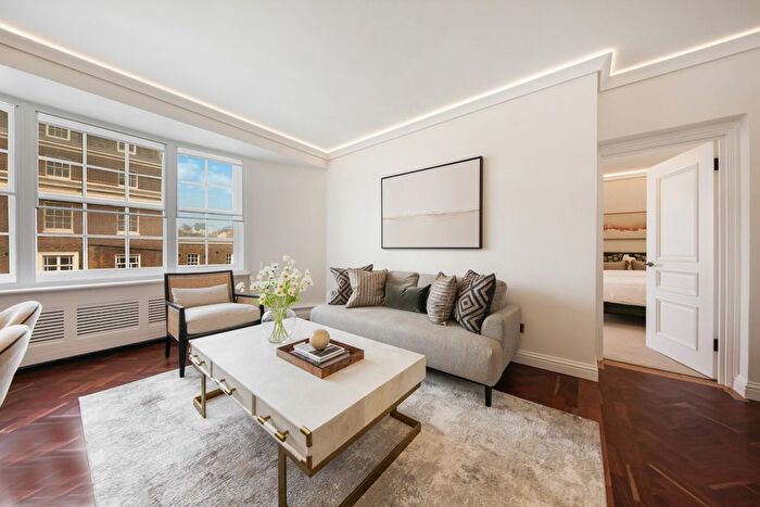 2 Bedroom Flat For Sale In Eaton Place, London, SW1X
