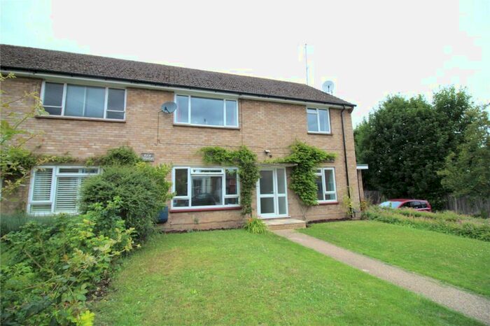 2 Bedroom Semi-Detached House To Rent In Elm Grove, Berkhamsted, Hertfordshire, HP4