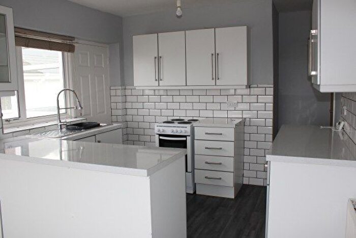 3 Bedroom Detached Bungalow To Rent In Orme View Drive, Prestatyn, LL19