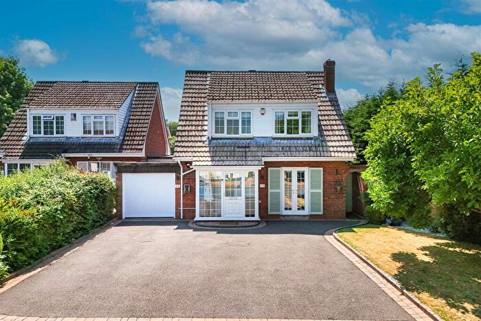 3 Bedroom Link Detached House For Sale In Shotteswell Road, Shirley, Solihull, B90