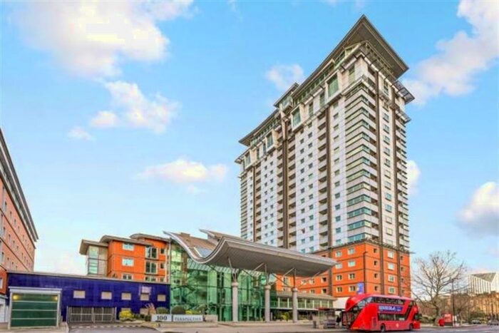 2 Bedroom Flat To Rent In The Perspective Building, Waterloo, London, SE1