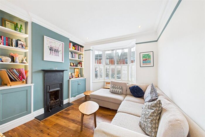 3 Bedroom Semi-Detached House To Rent In Spencers Road, Maidenhead, Berkshire, SL6