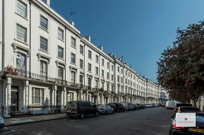 1 Bedroom Flat To Rent In Gloucester Terrace, London, W2