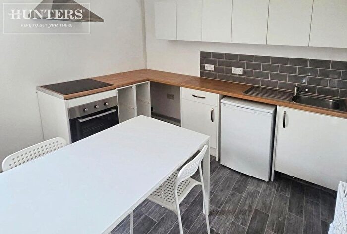 7 Bedroom Terraced House For Sale In Dodworth Road, Barnsley, S70