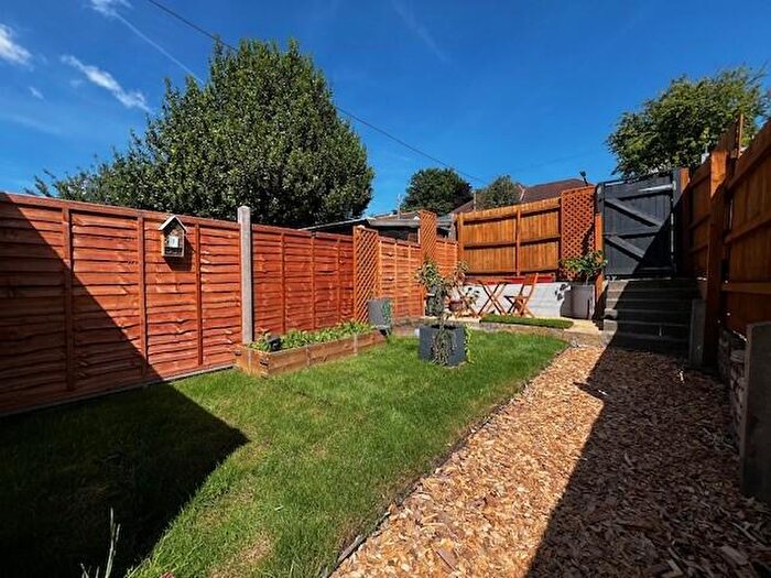 3 Bedroom House To Rent In Wickham Street, Rochester., ME1