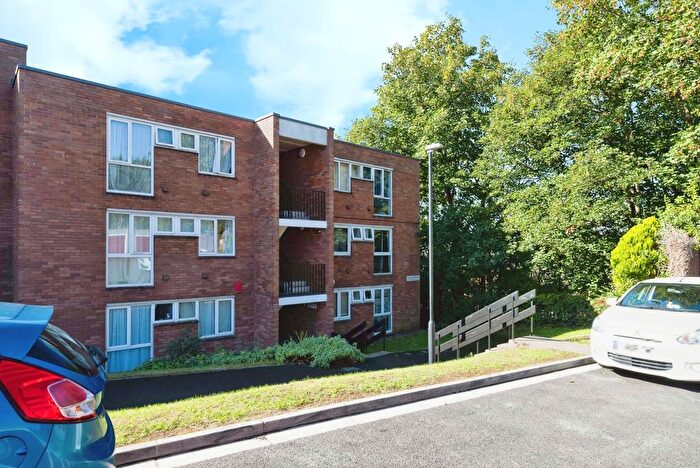 2 Bedroom Flat For Sale In Allison Road, Bristol, Somerset, BS4