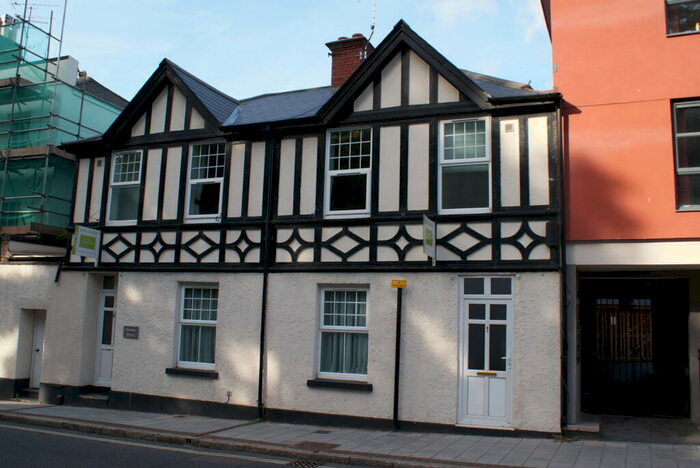 8 Bedroom Terraced House To Rent In New North Road, Exeter, EX4