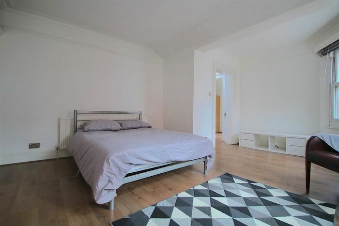 5 Bedroom Property To Rent In Raven Row, London, E1