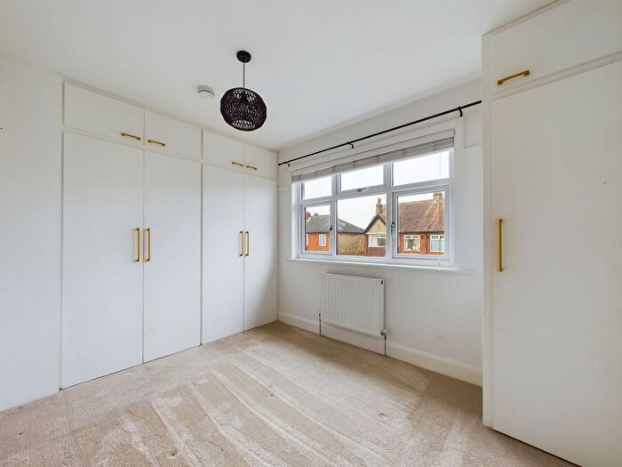 2 Bedroom Flat To Rent In Beaconsfield Avenue, Cosham, Portsmouth, PO6