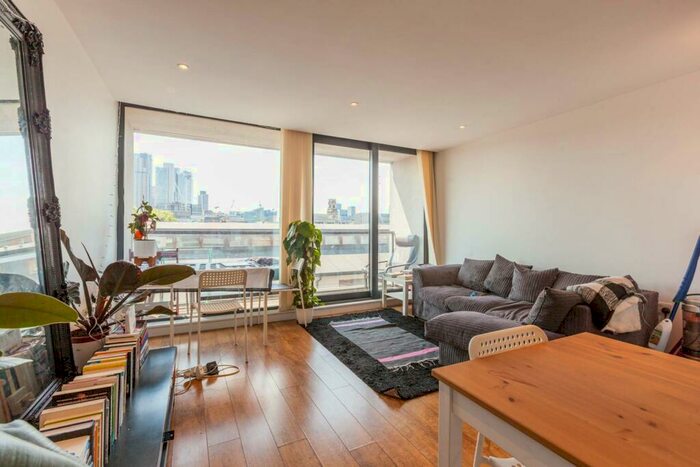 2 Bedroom Flat To Rent In Waterson Street, Hackney, London, E2