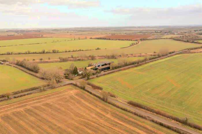 2 Bedroom Smallholding For Sale In Somerton Road, Ardley, OX27