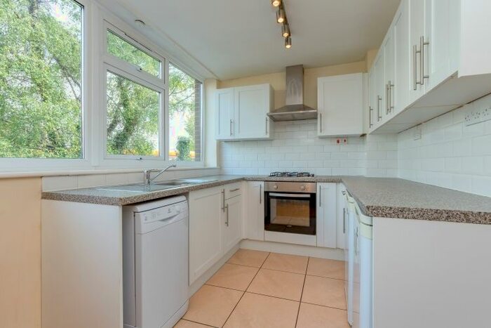 5 Bedroom Semi-Detached House To Rent In Horwood Close, Headington, Oxford OX3