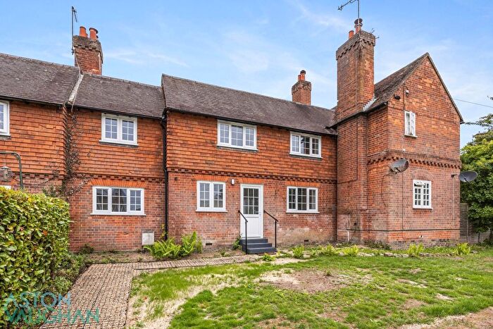 3 Bedroom Cottage To Rent In Tomtits Lane, Forest Row, RH18