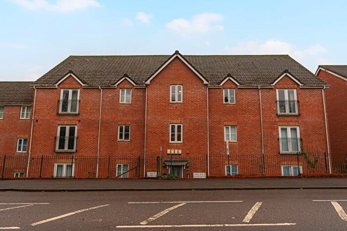 2 Bedroom Apartment For Sale In Chepstow Road, Newport, NP19