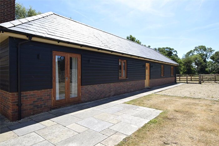 2 Bedroom Bungalow To Rent In Ascott, Oxford, Oxfordshire, OX44