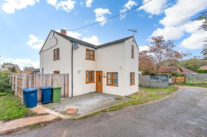 4 Bedroom Semi-Detached House For Sale In Kirkgate, Tydd St Giles, Wisbech, PE13