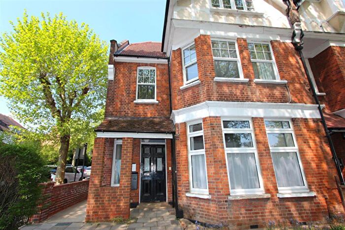 1 Bedroom Flat To Rent In Priory Road, Hornsey, N8