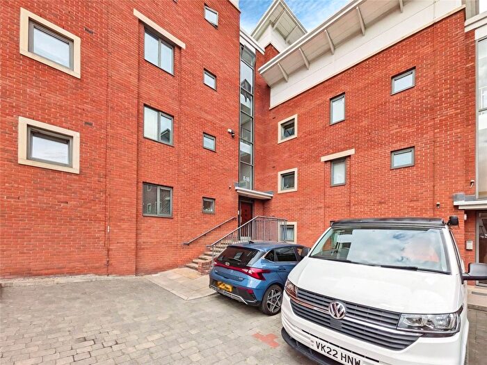 1 Bedroom Flat To Rent In Albion Street, Wolverhampton, West Midlands, WV1