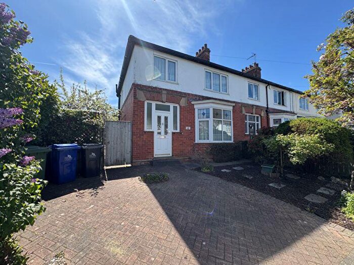 3 Bedroom End Of Terrace House For Sale In Homefield Avenue, Grimsby, DN33