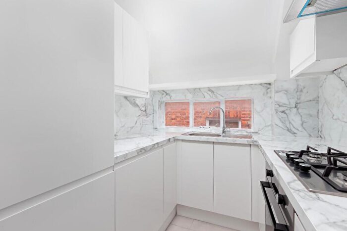 2 Bedroom Flat To Rent In Lambolle Road, Belsize Park, NW3