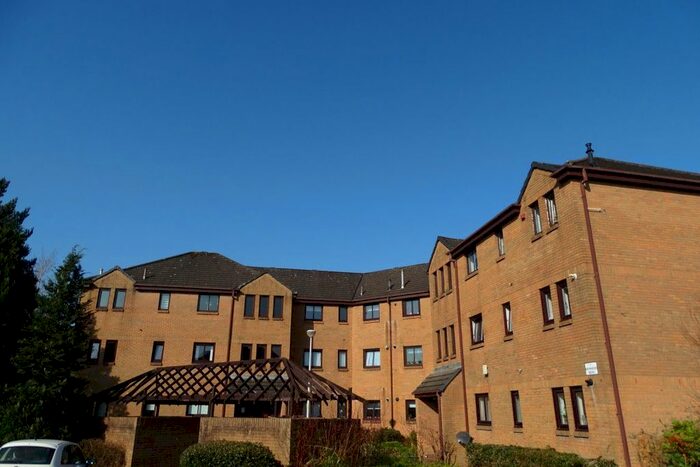 3 Bedroom Flat To Rent In Brownside Mews, Cambuslang, Glasgow, G72
