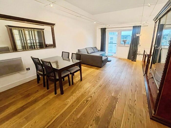 2 Bedroom Flat To Rent In Durham Wharf Drive, Brentford, TW8