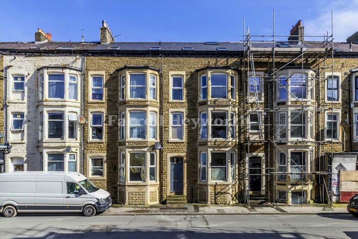 2 Bedroom Flat For Sale In Alexandra Road, Morecambe, LA3