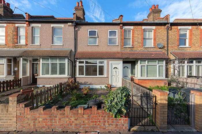 2 Bedroom Terraced House For Sale In Marlow Road, London, SE20