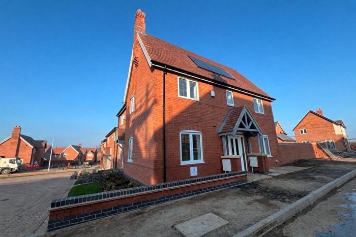 3 Bedroom Semi Detached House For Sale In The Hartbury, Houlton, Rugby, CV23