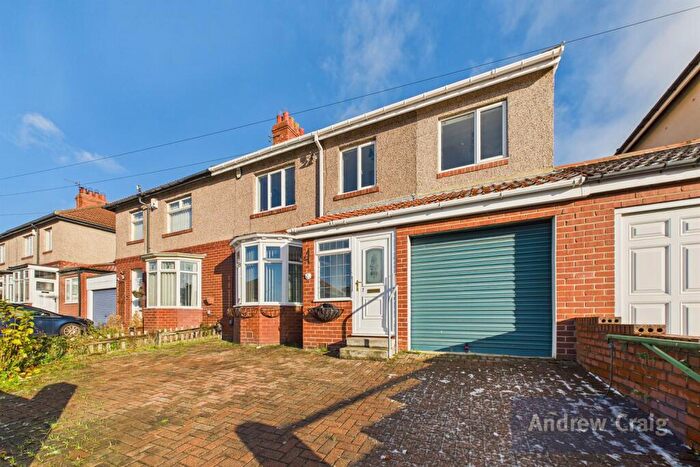 4 Bedroom Semi-Detached House For Sale In Brixham Avenue, Low Fell, NE9