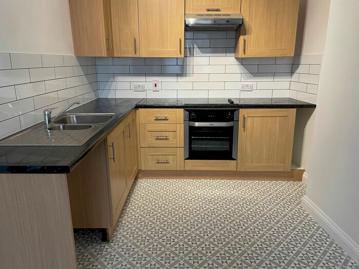 1 Bedroom Maisonette To Rent In Tavistock Road, Callington, PL17